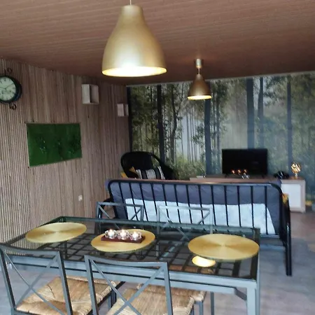 Du Cheval Blanc 公寓 Sainte-Ode